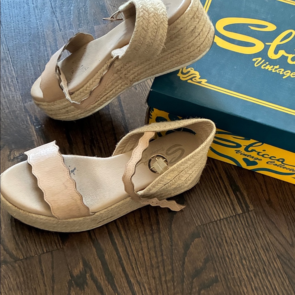 Sbicca platform sandals